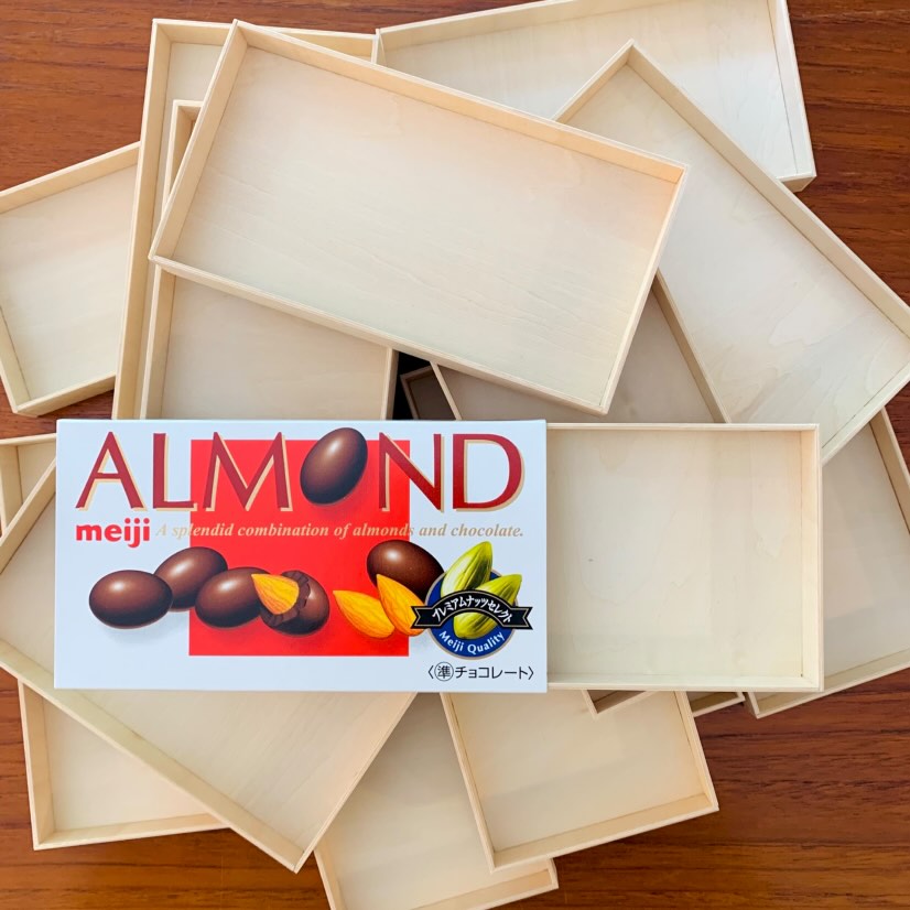 【WS開催】アーモンドチョコレートの箱を使って “アーモンドチョコレート？"という作品を作ろう！  
・2025.8.25（月）18:30～20:00
 ・渋谷ヒカリエ8/COURT 
・定員10名 
・詳細お申し込みは👇から  
小木曽瑞枝作品展示、関連ワークショップ
forms.gle/dDxr8Kax9Mo4hr…