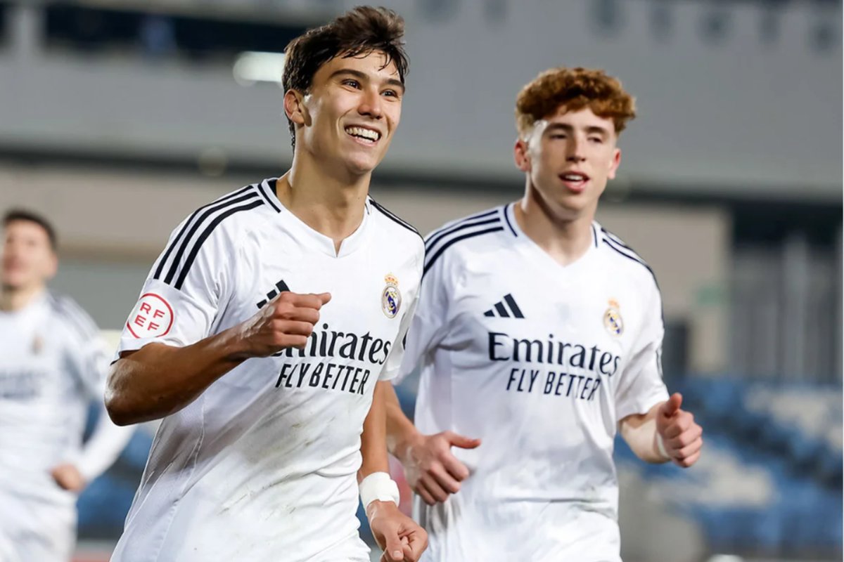 🧵 Las 16 bajas del Real Madrid Castilla en la 2025/26
💥 El filial blanco ha vivido un verano de salidas masivas: ¡16 jugadores ya no están en Valdebebas!
💰 Entre bajas, cesiones y traspasos, el club ingresó más de 19 millones €. Vamos con todos los detalles 👇⚪

📷 <a href="/marca/">MARCA</a>