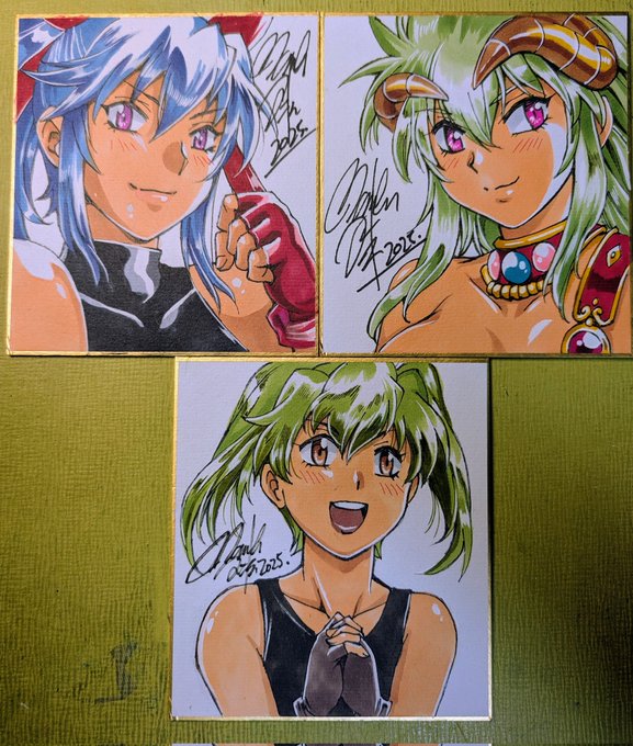 夏コミ用ミニ色紙が3枚出来た。コミケ当日までに10枚欲しいとこだ。 