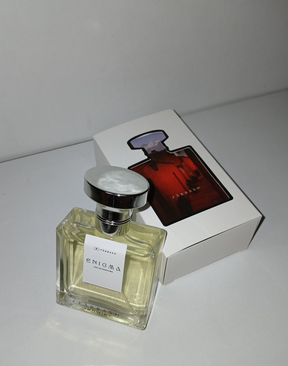 Have you ever fallen in love at first sniff?

Aku jatuh cinta pas sekali sniff parfum ini! Parfum ENIGMA by Farbash Perfume