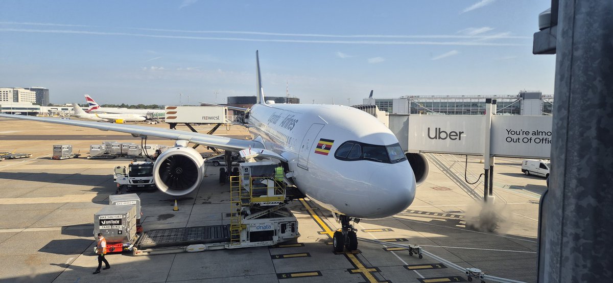 Adzykinkladze's tweet photo. About to board for Entebbe with @UG_Airlines . Check-in flawless with friendly and professional staff. #UgandaAirlines #PearlofAfrica https://t.co/echXJK5gqI