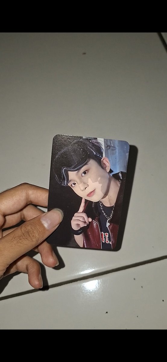 appleebear's tweet image. info guysss, klo kering normal seperti semula gkkkk???😭😭, gegara taro dibelakang case hp🤧 tak kirain gabakal kena😖 apa mungkin karna hujan deres gede kali ya trus kena deh🤧😭

-ADOHHHH MY JONGHO SEGALA KENA🤧