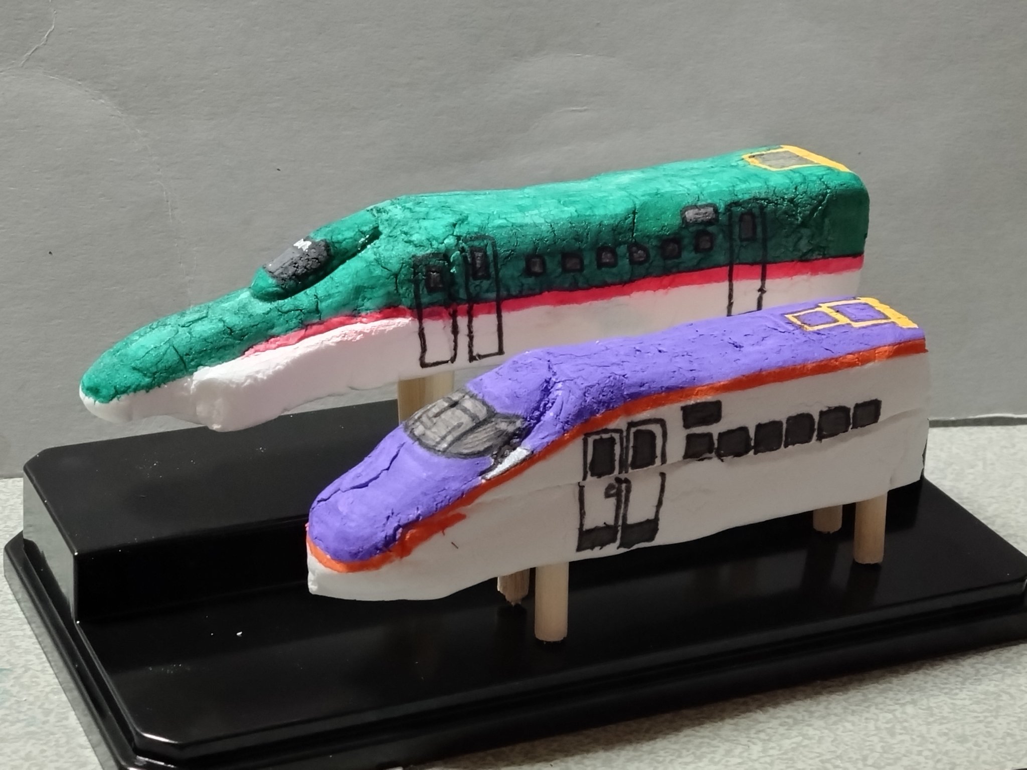 おじさん電車きょうりゅう X-এ しょうやしょうや: 