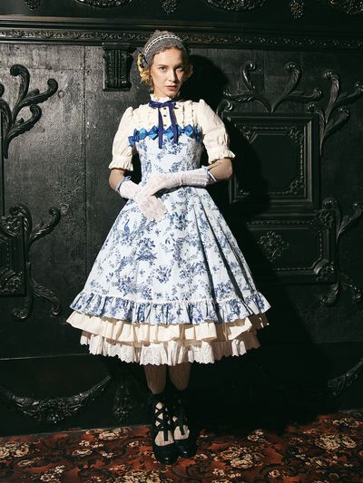 絵のように美しいウィンターヴァイスバッハ　レースドール フィギュリン 難あり 絵のように美しいウィンターヴァイスバッハ レースドール