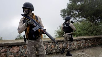 A pocos meses de unas elecciones aún sin fecha, Haití se encuentra nuevamente en estado de emergencia a causa de la violencia que imponen las bandas armadas en el país caribeño, donde al menos 1.520 personas fueron asesinadas y 609 resultaron heridas durante el segundo trimestre