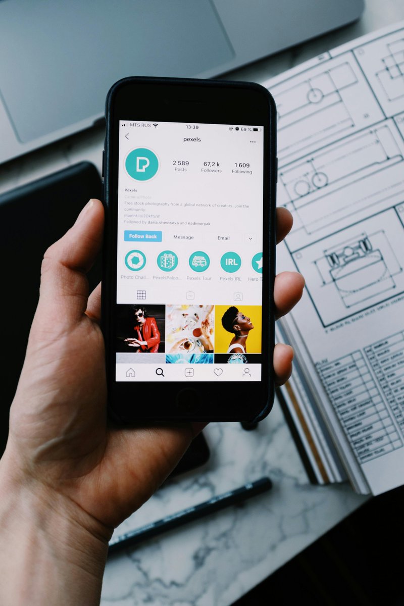 useible's tweet image. Unleash the power of Instagram takeovers! Identify a complementary business with a vibrant online presence and propose a one-day swap of Instagram accounts. Both audiences will engage in something new and exciting, likely attracting new followers and businesses. #InstaSwap