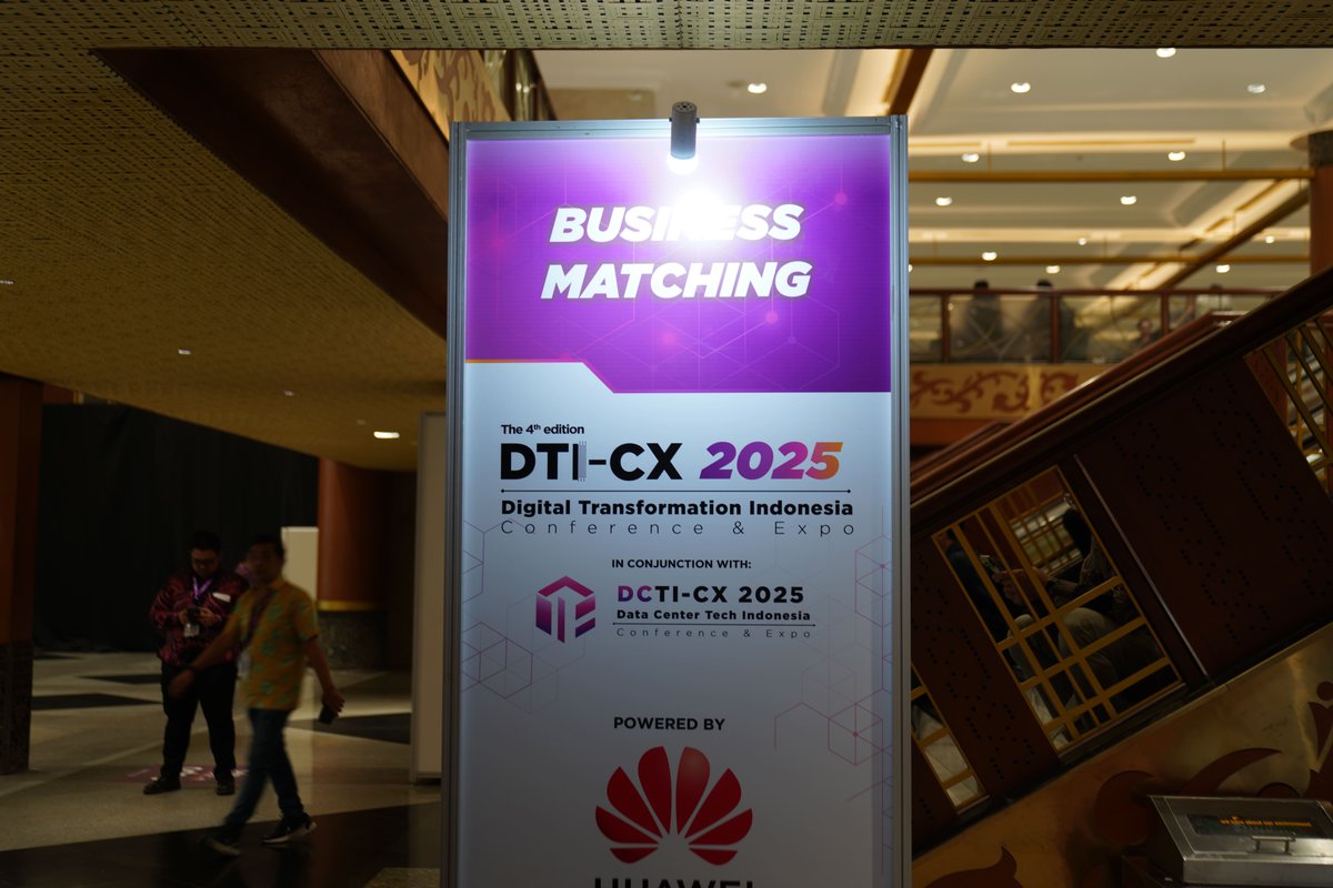 jogetworkflow's tweet image. #DTICX2025 brought together diverse minds driven by #innovation.

Grateful to collaborate with ITasoft in exploring the future of #enterprise innovation with #AIpowered #AppDev. Thanks for the conversations &amp;amp; shared vision for Indonesia’s #digitalfuture. 

#LowCode #NoCode #Tech