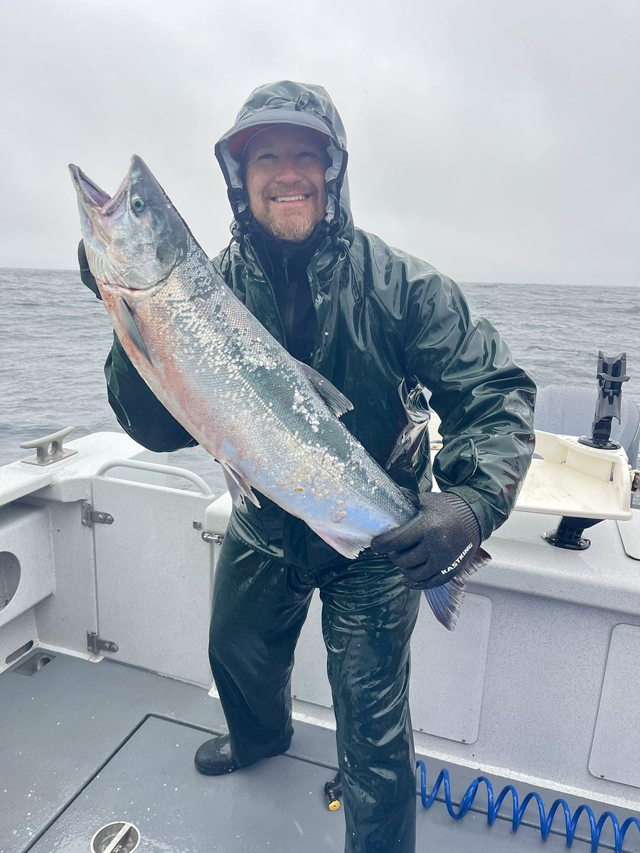Work-life balance status:
100% fish, 0% email.

Another great day in Alaska with <a href="/ChrisEgan5/">Chris Egan King-5 TV</a> and the #TanakuTeam <a href="/Tanakudm/">Tanaku Lodge</a>