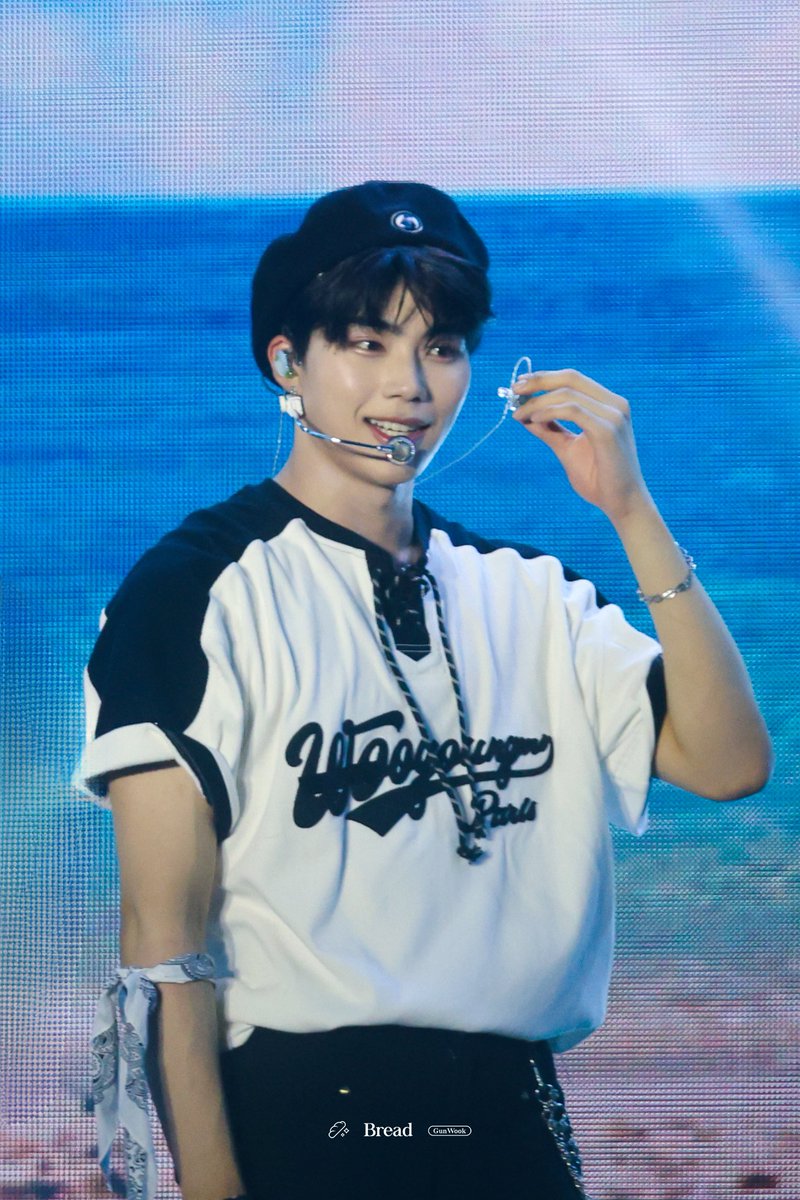 250809 보령 

🩵💙

 #박건욱 #PARKGUNWOOK #パクゴヌク #제로베이스원 #ZEROBASEONE #ZB1