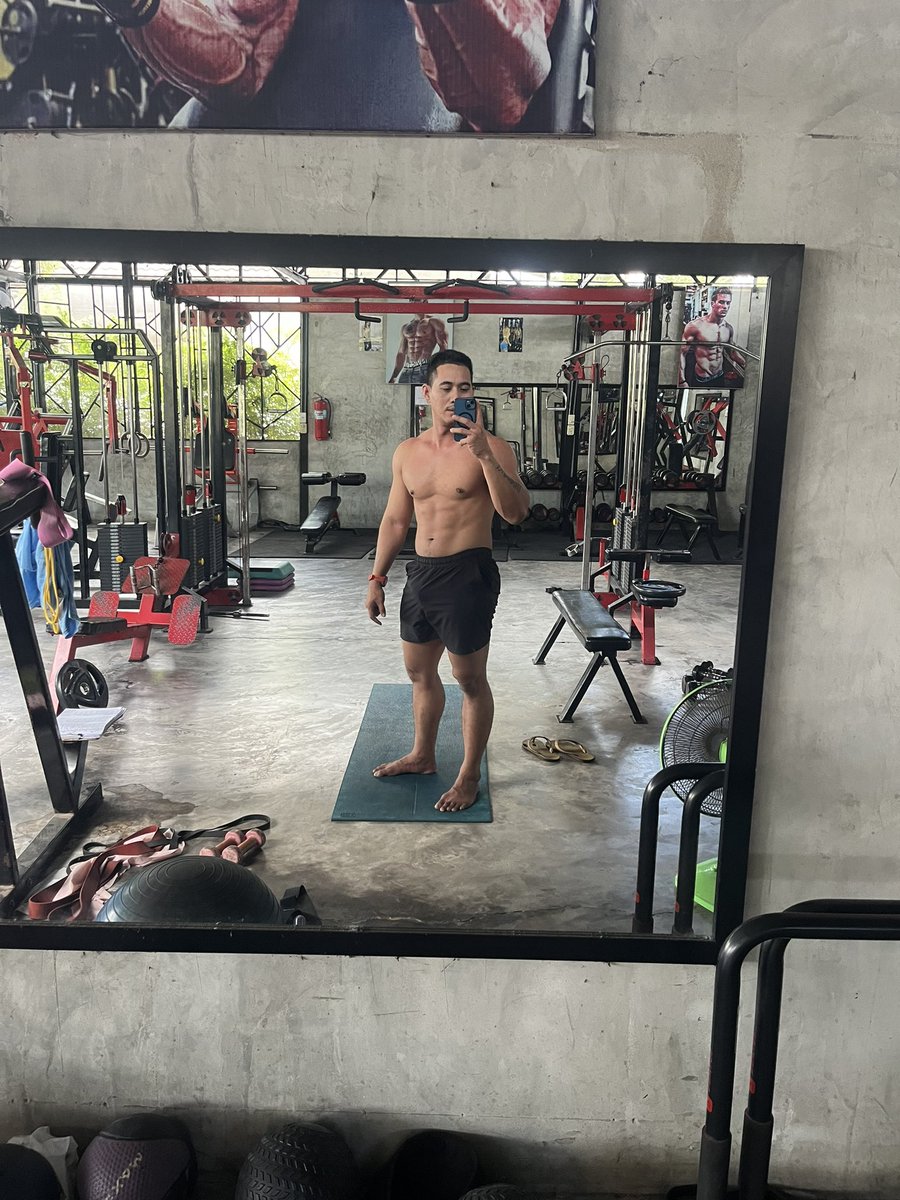 สนับสนุนให้ทุกคนมาออกกำลังกายเพื่อให้ร่างกายแข็งแรง แล้วไปช้ำที่หัวใจต่อ