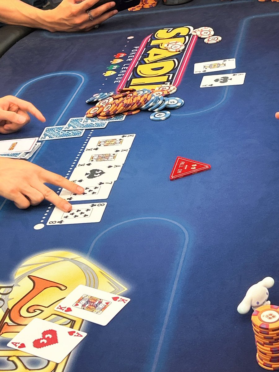 SheeNa_poker's tweet photo. SPADIEタッグインマネしてきましたーー！！！
初大型でめっちゃ緊張したけど、凄く楽しかった🥹✨
反省点もあるので、次回に活かして次はFT行ってみせます👊
れおありがとー！また行こ！🐱ྀི https://t.co/dm84vT2q8t