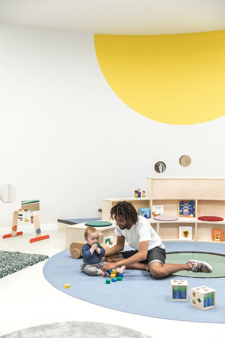AlbericEmmanuel's tweet photo. Blocks, books, and belly laughs 🧸📚 This little space is where learning feels like love. #KidsRoom #HomeDecor #PlayroomGoals #CozySpaces #InteriorStyle #FamilyTime #LearningThroughPlay #RealHome https://t.co/BA2Vhsf7gx