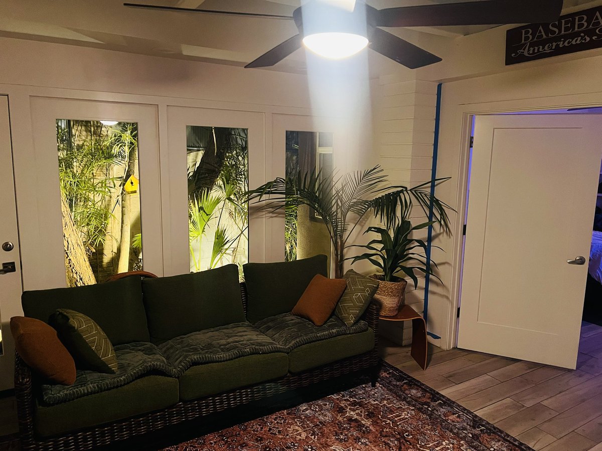 Arizona Ron tweet media