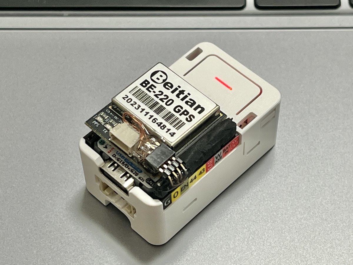 GEH00073's tweet image. #M5Capsule をGPSデータロガーにしてみました!
10秒間隔でSDカードに記録し地図上にプロットしてみたところけっこう精度良く記録できているようです。道路のどちら側を歩いたかもわかります。1分間隔にすればフル充電で約7時間記録できることもわかりました(^_^)

#M5Stack #GPS