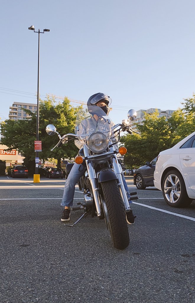 Ездила на собрание Ангелов Ада. Обсудили занятие преступлениями, продажу наркотиков, и прочие виды досуга