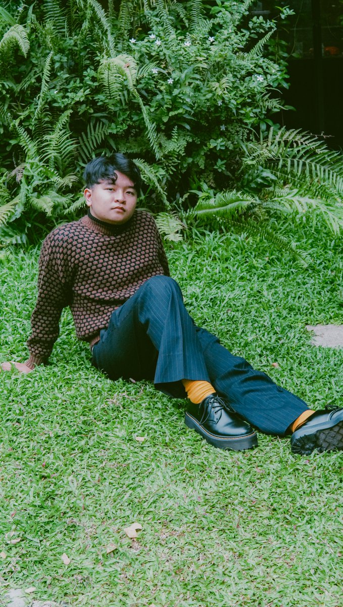 OCRecordsPH's tweet photo. .@12thstreetph thrift fits: pang-gig, pang-photoshoot, pang-tipid goals! 

Get the best outfit hacks from 12th Street now on YouTube!
https://t.co/fS9h0clbg1 https://t.co/d33PvNm8q4