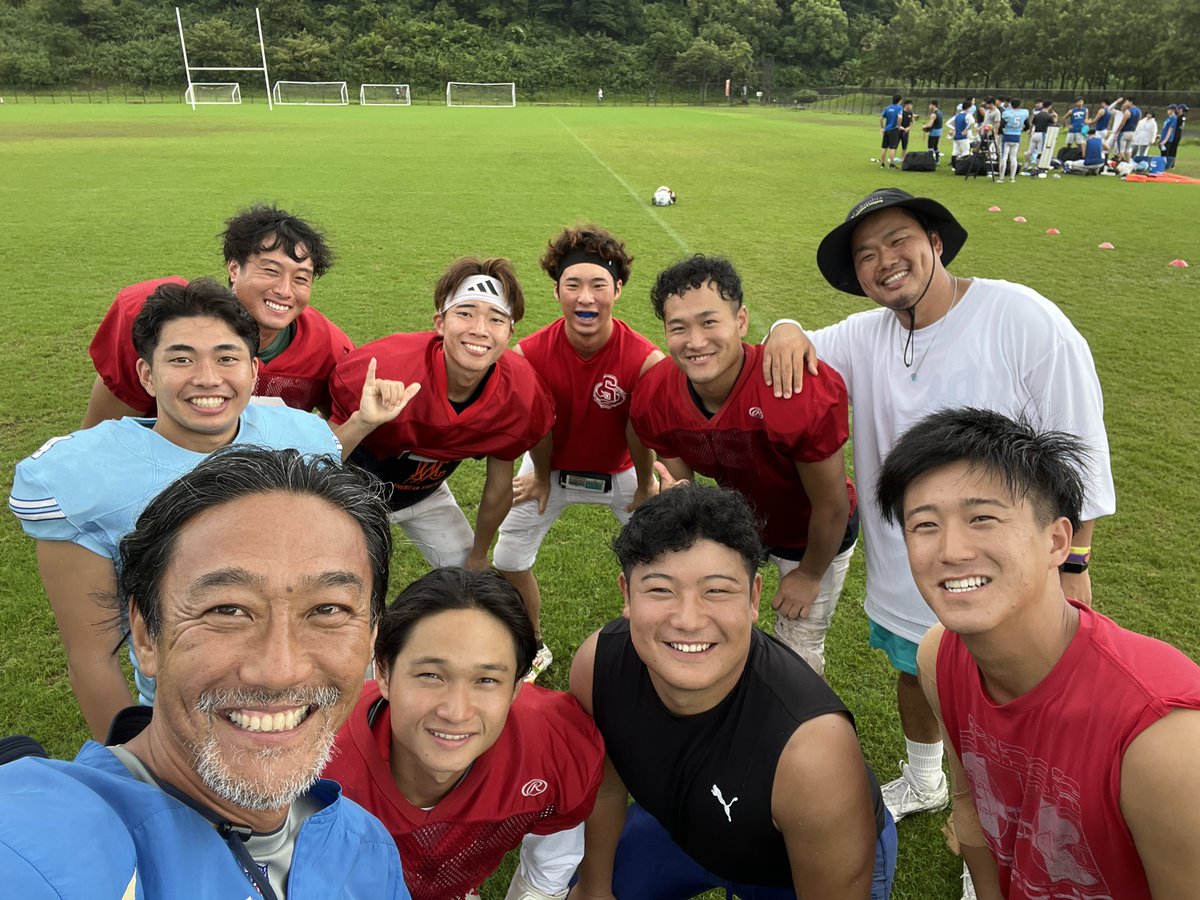 QBdojo_USA's tweet photo. Supported quarterbacks at summer camp.

Skill training, film review and ZEN voice training.

ZEN voice training was very helpful for maintaining physical and mental stability for Q’s.

#qbdojo #zen #zenvoice #coachho #teamworkQB https://t.co/tOGiY33MrH