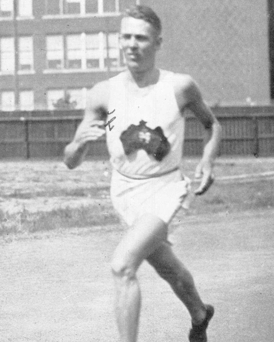 CommGamesAUS's tweet image. 🔙 95 years since #Hamilton1930 – where 11 nations came together for the inaugural Commonwealth Games. 

The Australian contingent, which boasted nine athletes, collected eight medals, including three gold, to finish sixth on the medal tally. #CommGamesAUS @thecgf