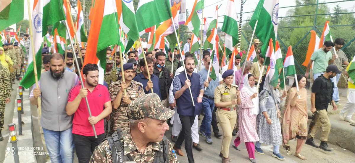 SrinagarM's tweet photo. Pulwama Sports Stadium Resonates with Patriotism — Tricolour Yatra Led by DC Dr. Basharat Qayoom and SSP Pulwama Ms. DD Nitya
@diprjk @dcpulwama @DicPulwama https://t.co/sJoqPDeXbB