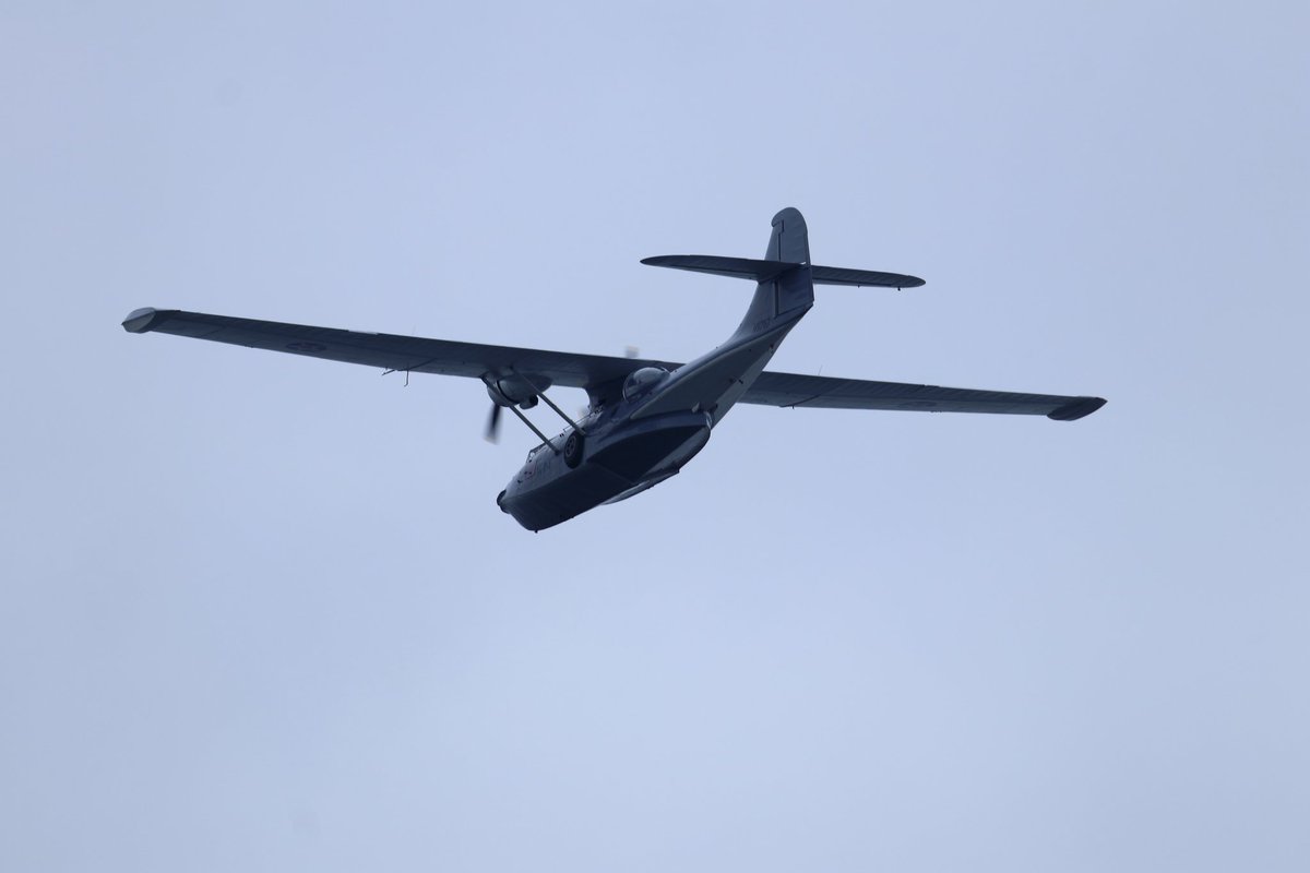 somat_ta's tweet image. Seafair Air Show Day 2のPBY-5A Catalina
Seward Parkというワシントン湖沿いにある公園から離着水を撮影！
天気は曇りだったけど貴重な瞬間が撮れました〜
#ConsolidatedAircraft
#Boeing
#PBY5A
#PBY_5A
#Safair
#Safair2025
#SeafairAirshow