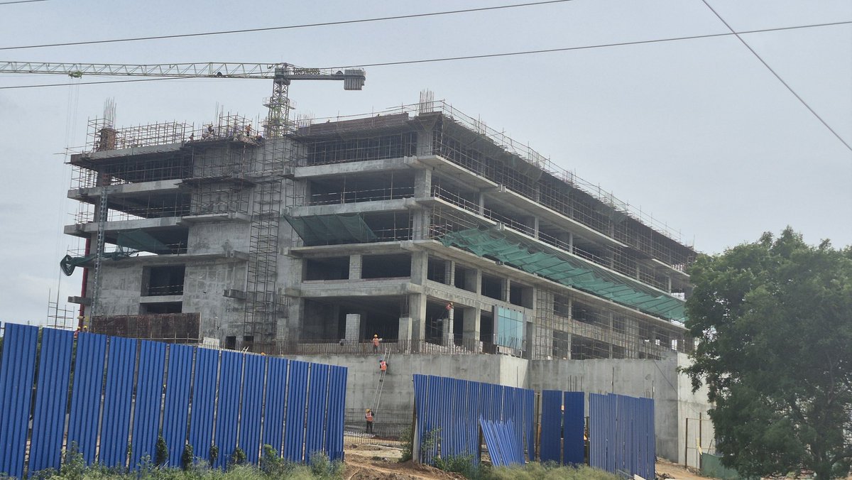 Sivakumar2295's tweet photo. 12 Aug 2025: Snaps from the growing L&amp;T Tech Park at Malumichampatti, Coimbatore 🚀 #Infrastructure #LTTechPark #Coimbatore #ITPark @NammaCoimbatore @jaak_ash @tweetKishorec @leeyouwhat https://t.co/5fE4NSlLyk