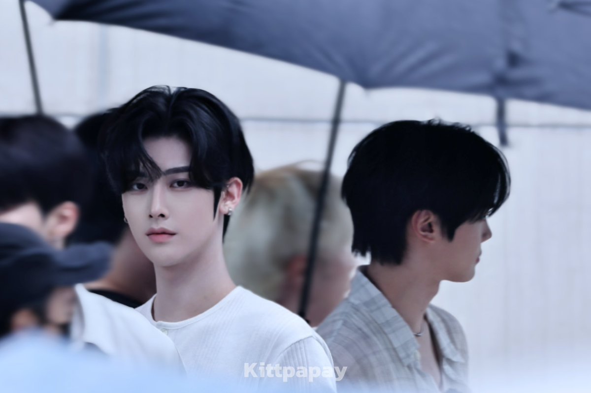 250811

We shimkongz 🥰🥰

#제로베이스원 #ZEROBASEONE #ZB1 #심콩즈 #SHIMKONGZ #김규빈 #KIMGYUVIN #金奎彬 #キムギュビン  #리키 #RICKY #沈泉锐 #リッキー