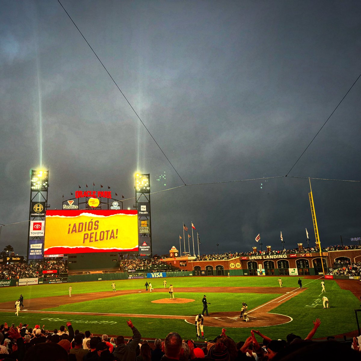 30in35Challenge's tweet photo. 📍Oracle Park, San Francisco

⚾️ San Diego Padres 4-1 San Francisco Giants

🎟️ $114

👬 31,018

#️⃣ Lifetime MLB Game 57

#SFGiants #NothingLikeIt #Padres #ForTheFaithful https://t.co/NICd4CsX0e