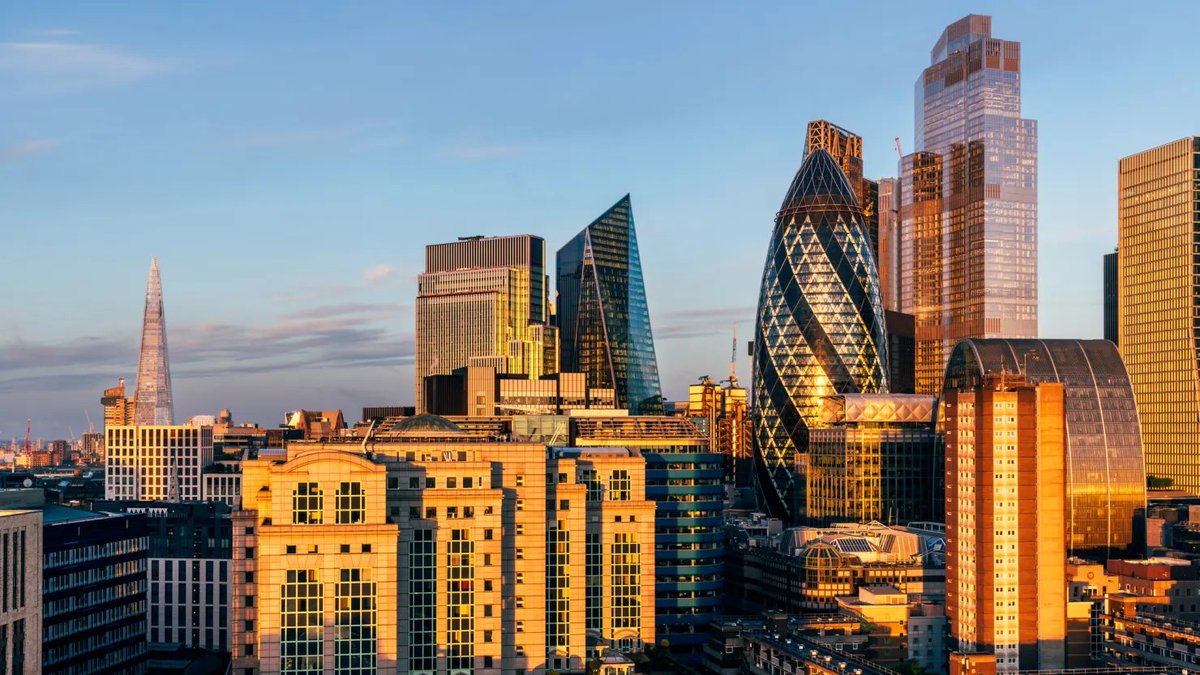 I miss London! Best city on earth!