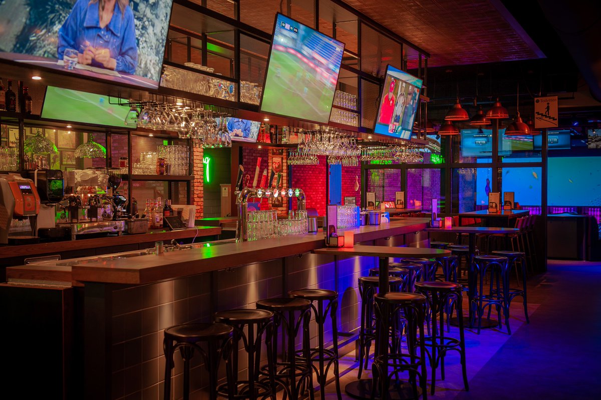 Dave (@davegooij) on Twitter photo Goeie mogguhh we hebben een mooi huisje hier in Drenthe. Lekker zwembad niet zo groot maar goed genoeg voor afkoeling . Veel speeltuinen voor de kinderen. Mooie Sportbar met  Airco  ga ik mooi Feyenoordβ€οΈπ€π€ kijken vanavondπ.Wij wensen jullie een mooie zonnige dag π€βπΉπ¦ππ Goeie mogguhh we hebben een mooi huisje hier in Drenthe. Lekker zwembad niet zo groot maar goed genoeg voor afkoeling . Veel speeltuinen voor de kinderen. Mooie Sportbar met  Airco  ga ik mooi Feyenoordβ€οΈπ€π€ kijken vanavondπ.Wij wensen jullie een mooie zonnige dag π€βπΉπ¦ππ