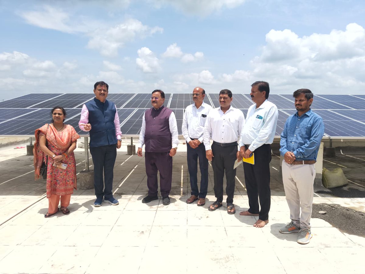 Hon VC Dr. Indra Mani inaugurated a 15 kW rooftop solar power plant at KVK, Badnapur (VNMKV) - marking a significant step towards clean energy &amp; green university. This green energy initiative will reduce the institution’s carbon footprint, lower electricity costs &amp; set an example