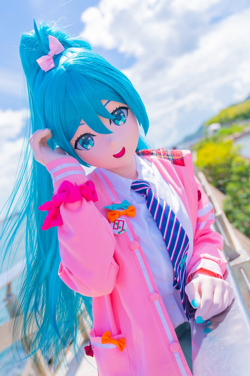 yukine_hkkig's tweet photo. 這個暑假玩了這麼久,是時候要好好收拾心情準備去上學啦
📷:@vfomax
#着ぐるみ #kigurumi #初音ミク #初音ミクkig #hatsunemiku #hkkiger #kiger #vocaloid #はつねミク #ボーカロイド #リボンガールミクさん #蝴蝶結少女 #futuretone #projectdivaarcade #ribbongirl https://t.co/0wKWVyJCO8