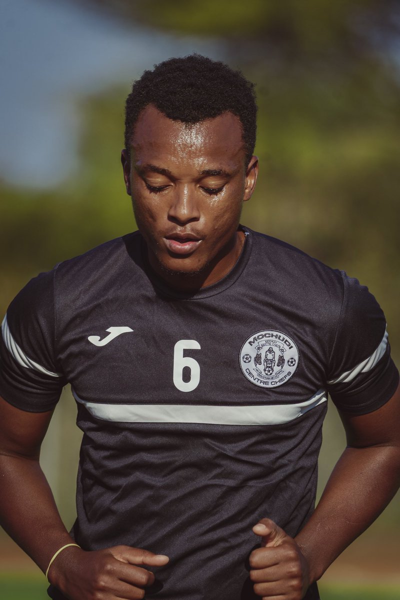 CentreChiefsFC's tweet image. Happy Birthday to our midfield rock, Edson Gavara! ⚪️⚫️🎉 

Wishing you a fantastic year ahead filled with success on and off the pitch. 6️⃣⚽🔥 

#Magosi #HappyBirthday #MidfieldMaestro”