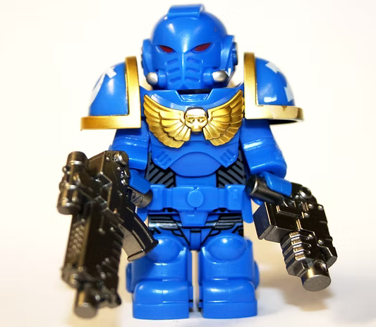 I really hope Minifigure Outlet gets this figure in soon. After the Warhammer Power Armor mod for Fallout 4, I've fallen in love with this mech suit