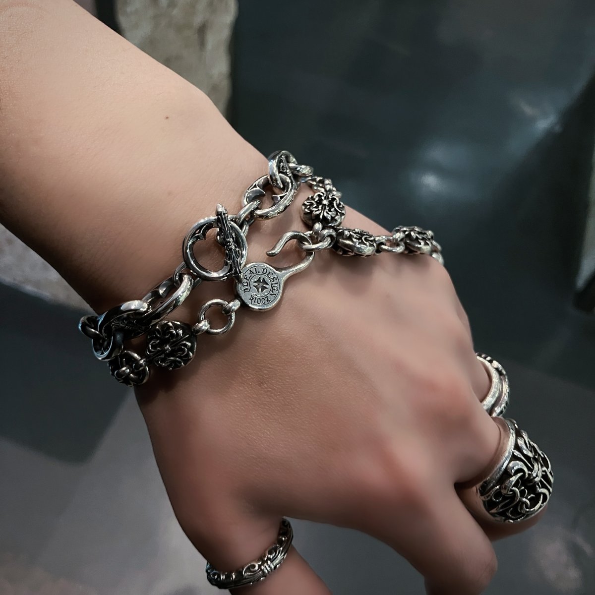 西村です！ オーバルファングブレス：ナロー￥46.200が再入荷！ https 