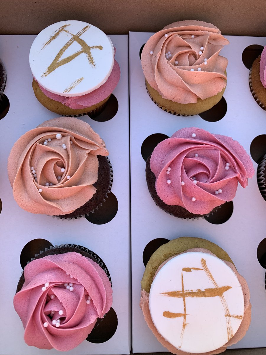 Kwanda_m_'s tweet image. #Cupcakes #KutisKookieKutters