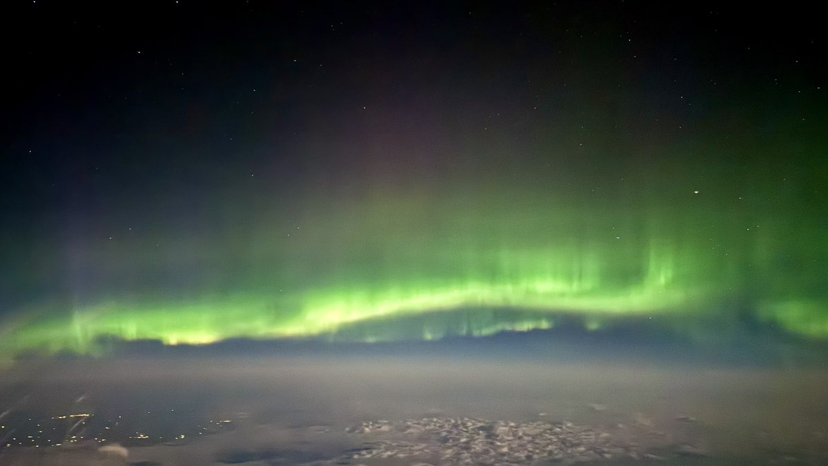 Ryan Voutilainen 🇨🇦🇫🇮 (@ryanvoutilainen) on Twitter photo #AuroraBorealis from 11km/36kft on Air Canada flight #AC313 from YUL to YVR as seen a few hundred kms outside #Saskatoon #SK
11:23p CST / MDT — 11 Aug 2025
#ShareYourWeather #NorthernLights #AuroraWatch <a href="/KMacTWN/">Kim MacDonald 🌻</a> <a href="/MurphTWN/">Chris Murphy TWN</a> <a href="/TamithaSkov/">Dr. Tamitha Skov</a> <a href="/Vincent_Ledvina/">Vincent Ledvina</a> <a href="/PeterVogel/">Peter Vogel</a> <a href="/BadWeatherKyle/">Kyle Brittain</a> #AuroraBorealis from 11km/36kft on Air Canada flight #AC313 from YUL to YVR as seen a few hundred kms outside #Saskatoon #SK
11:23p CST / MDT — 11 Aug 2025
#ShareYourWeather #NorthernLights #AuroraWatch <a href="/KMacTWN/">Kim MacDonald 🌻</a> <a href="/MurphTWN/">Chris Murphy TWN</a> <a href="/TamithaSkov/">Dr. Tamitha Skov</a> <a href="/Vincent_Ledvina/">Vincent Ledvina</a> <a href="/PeterVogel/">Peter Vogel</a> <a href="/BadWeatherKyle/">Kyle Brittain</a>