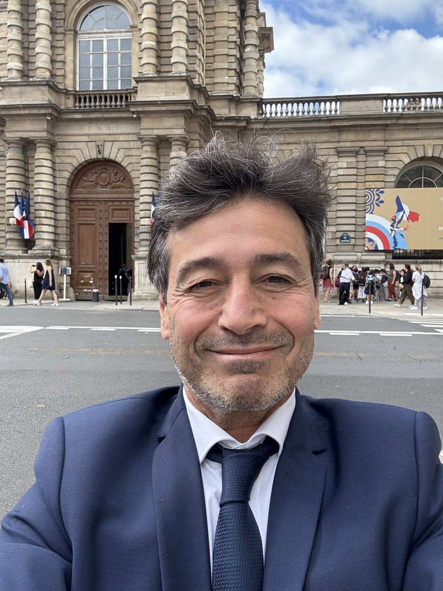 Merci pour tous vos messages bienveillants qui me touchent profondément.