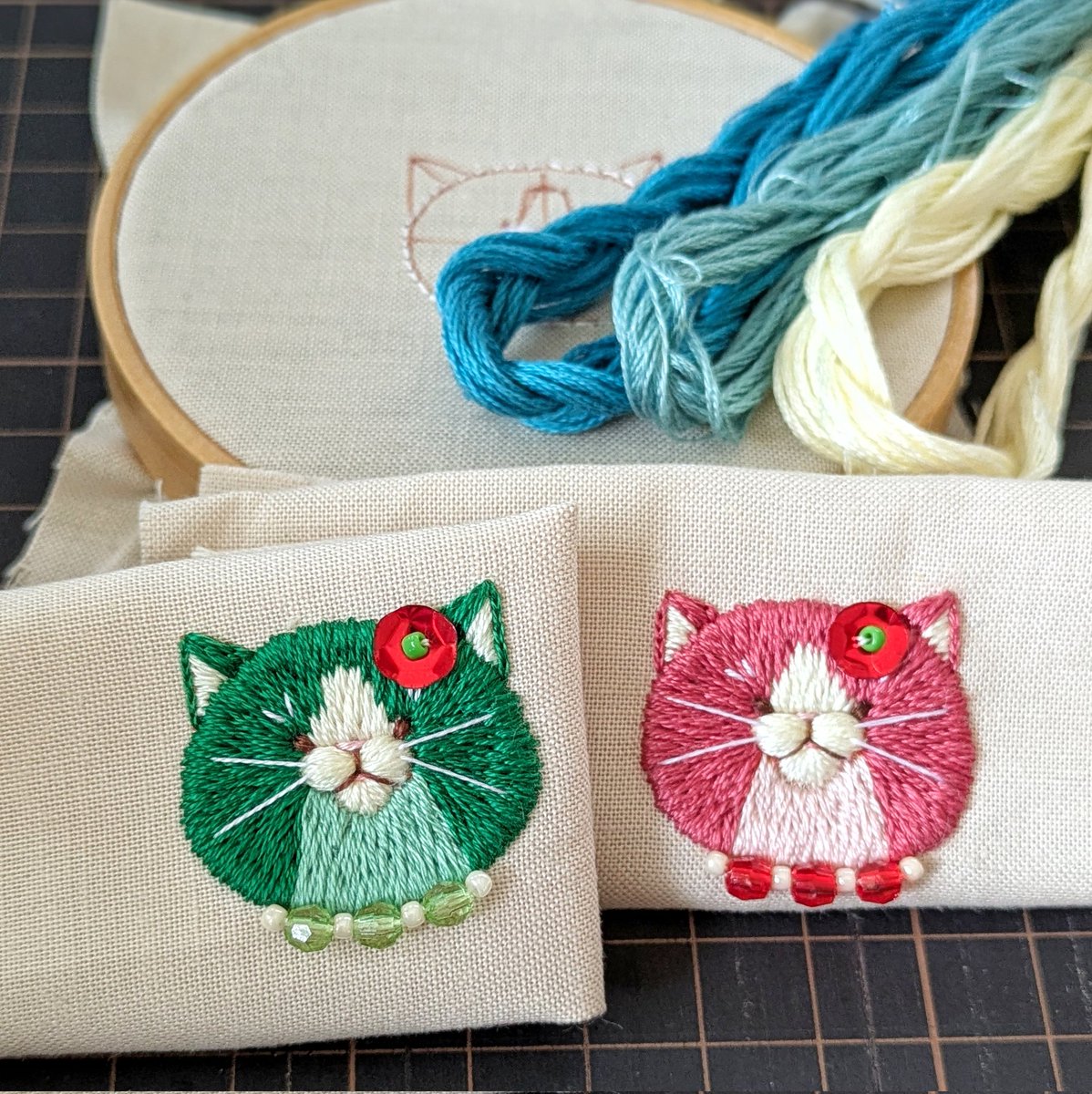 豆《ネコの刺繍 》 (@mame85023) / X