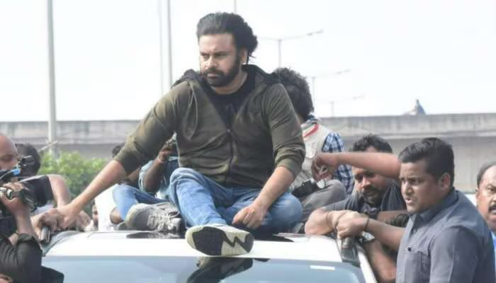 அது எப்படி அப்பா சைடுல இருக்குற சொந்தக்காரங்க பூரா கெட்டவங்களாவே இருக்காங்கனு உங்களுக்கு தெரிஞ்சா தான் அம்மாவோட அரசியல் தெரியும்.

(எனக்கு கல்யாணத்துக்கு அப்புறம் நான் அப்பா ஆனதும் தெரிஞ்சுச்சு)