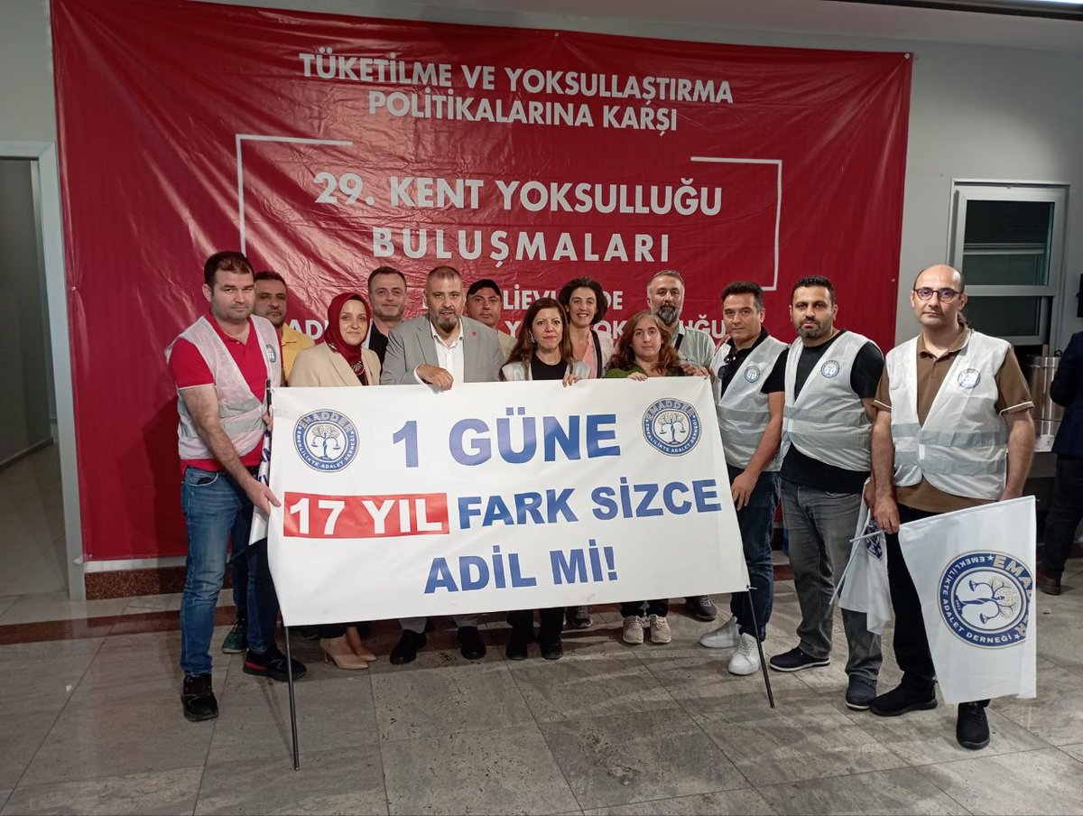 EmadDernegi's tweet photo. 📢 BAHÇELİEVLER’DE EMEKLİ VE EMEKÇİNİN SESİ ORTAK BASIN AÇIKLAMASINDA YERİMİZİ ALDIK!

Bir ömür çalışıp, alın terimizi bu ülkenin geleceğine akıttık.
Ama bugün, 1 güne 17 yıl fark yaratan adaletsiz sistem yüzünden hak ettiğimiz emeklilik bizden çalınıyor.

Emeğimizin, yıllarımızın ve yarınlarımızın gasp edilmesine sessiz kalmayacağız!
Adil, eşit ve insan onuruna yakışır bir emeklilik hakkı için her platformda sözümüzü söylemeye, mücadelemizi büyütmeye devam edeceğiz.

Biz buradayız!
Haklarımızı alana kadar da buradayız!

🙏 Katılım gösteren tüm basın mensuplarına, milletvekillerimize, il başkanlarımıza, derneklerimize ve sendika federasyonlarımıza emekleri, destekleri ve dayanışmaları için teşekkür ederiz.

@AylinNazliaka 
@SinanKrcOzturk
@ozgurcelikchp
@DeryaAlun
@AysegulOzOv
@haticeselli 
@feyza_ae
@em_memis
@avdanisakpolat
@CHP_istanbulil
@herkesicinCHP
@EmadDernegi 
#KalıcıÇözümKademe