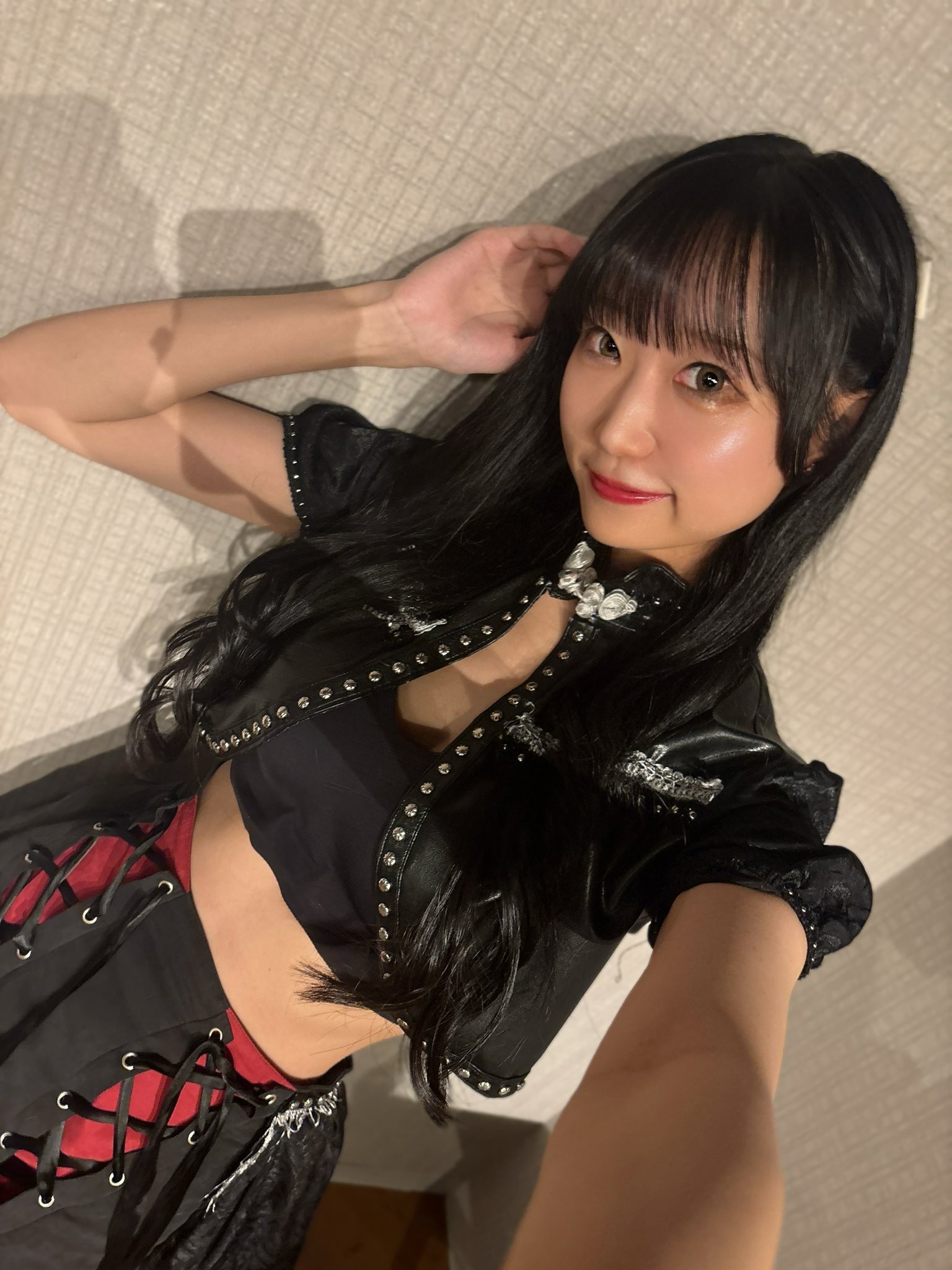 tiktok配信限定カラー　３OFF ラスト ウィッグとダンスの新しい風、さくらの挑戦 | TikTok