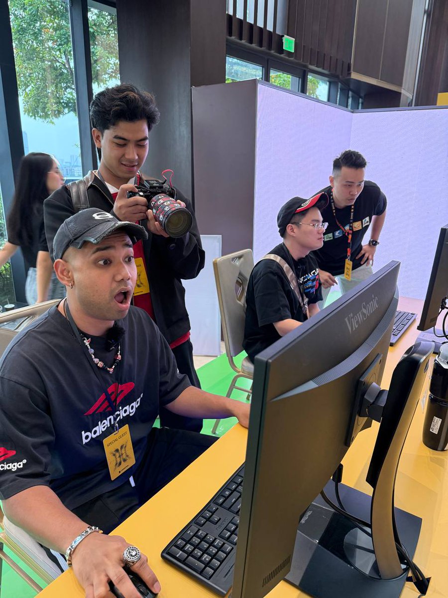 Pukeboys locked TF in for the meta in Asia.

Who else should we add into our crew, fam?

Always looking for more friends.