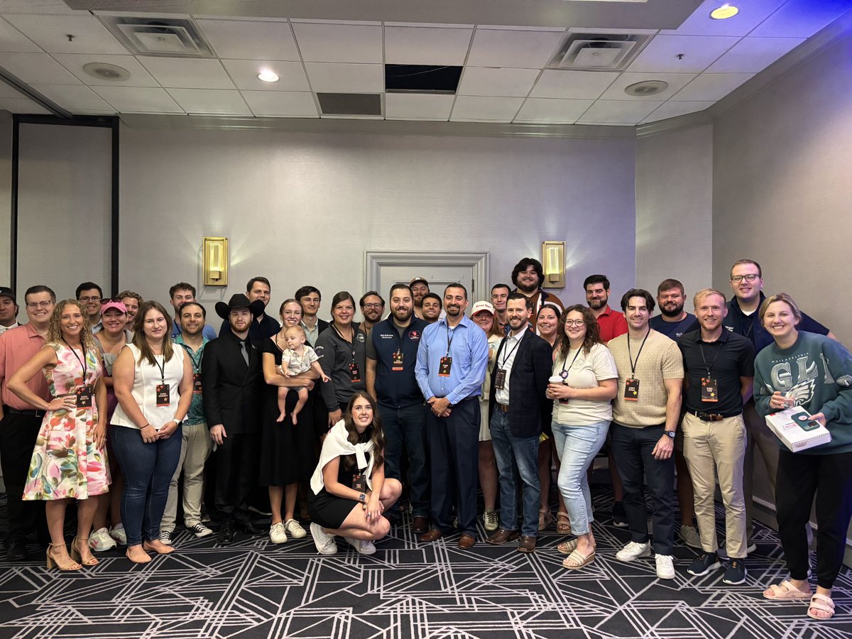 YRNC Nashville was one for the books! We are grateful for our generous donors who helped make a FULL delegation a reality.  #yrnc2025

Incredible speakers&amp; panels w/ engaging content, &amp;priceless networking &amp; bonding with other YRs around the boot scootin' country.

#midwestisbest