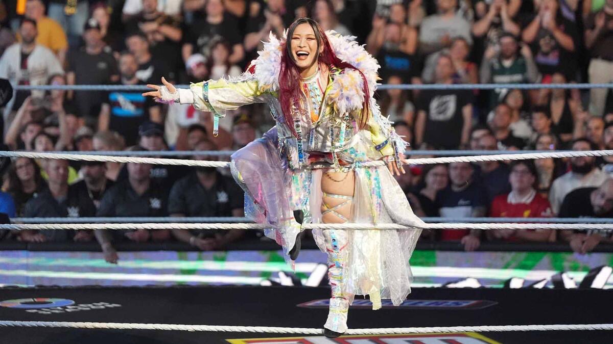 Iyo_SkyWWE's tweet image. Je t'aime, Québec!! … it’s been a rough day, BUT I’ll soon be back!!

#WWERaw