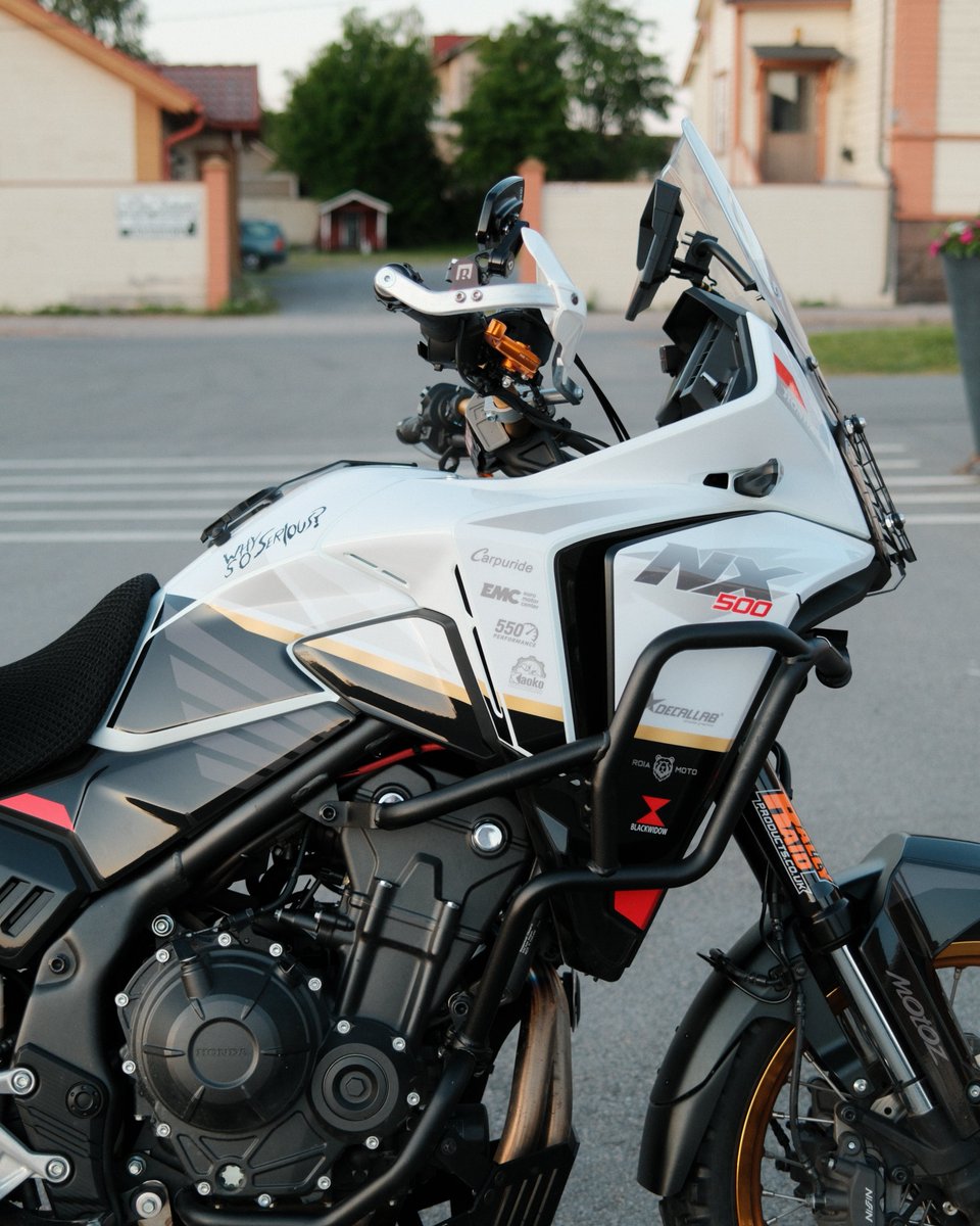 PatchedBandit's tweet photo. Badass Honda NX500 build is done. Still a few episodes coming but the bike is now 99% there. Nice? Not nice? What do you think?
#bikeproject #honda https://t.co/jRHEOt9brf