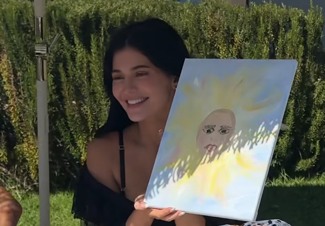 𝓚𝔂𝓵𝓲𝓮 (@thestarkylie) on Twitter photo 