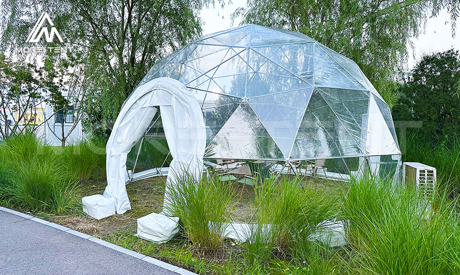 glamping-hotel.com/portfolio/even…
Big News! MORE TENT provided eye-catching luxury spaces for the World Humanoid Robot Games. Our parent company, Liri Tents, also built the amazing "Panda Eye" core area. A proud moment showcasing our versatility on the global events stage! #moretent