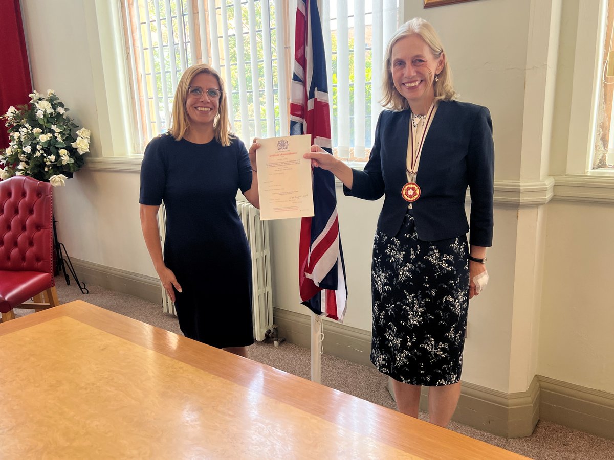 Yesterday in Barrow, Deputy Lieutenant Mrs Julie Barton attended a Citizenship Ceremony to welcome three new citizens to the UK, Dailom, Mary Grace and Stefania.

It was a particularly special day for Mrs Barton as Stefania (pictured last) is her colleague. Congratulations all!🎉