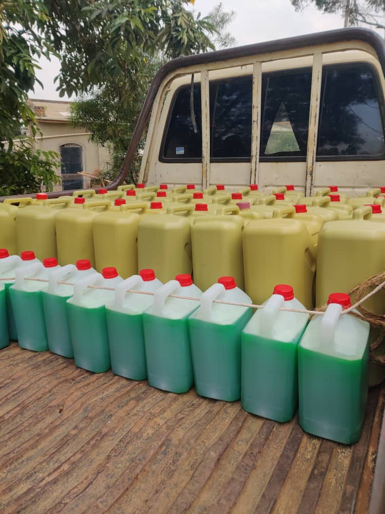 lohanliquidsoap's tweet image. Kitchen, bathroom, laundry. We speak them all
Clean with Lohan LiquidSoap 
#LiquidSoap #Lohan #uganda #kampala #cleaning 
@lohanliquidsoap 
Lohanproducts.com