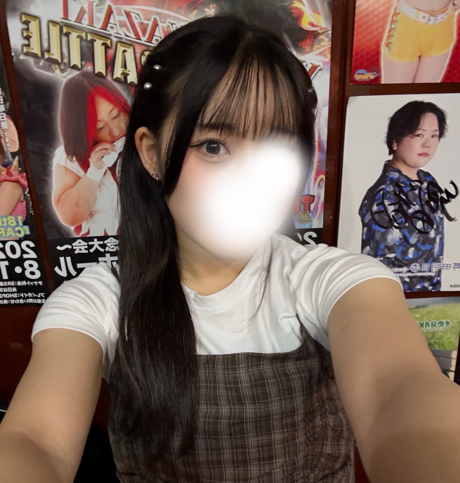 あやなん♡hwaraさん♡2024 クリスマス缶♡新品未開封♡おまけ付き♡ 炎華 on X: 